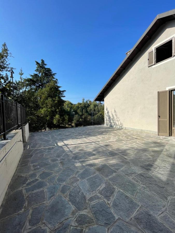 Al Laghetto La Morra Bed & Breakfast Exterior photo