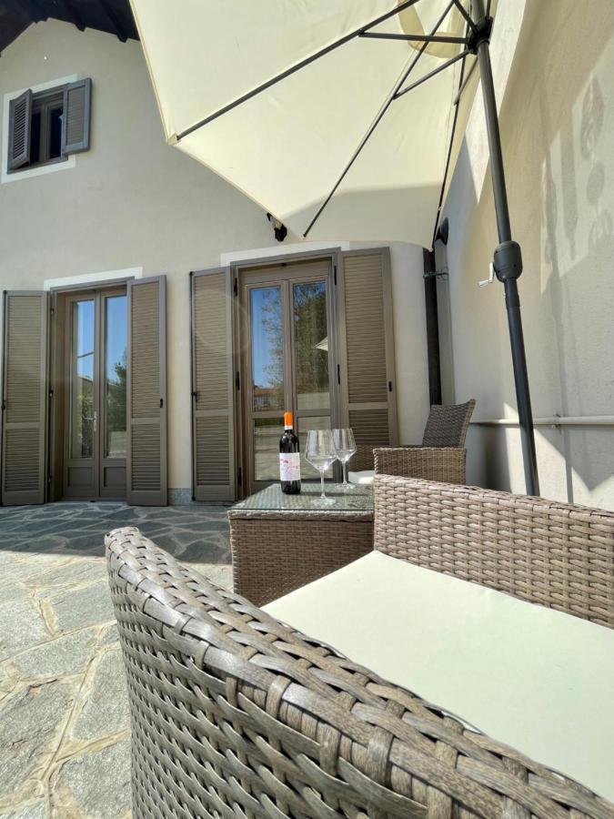 Al Laghetto La Morra Bed & Breakfast Exterior photo