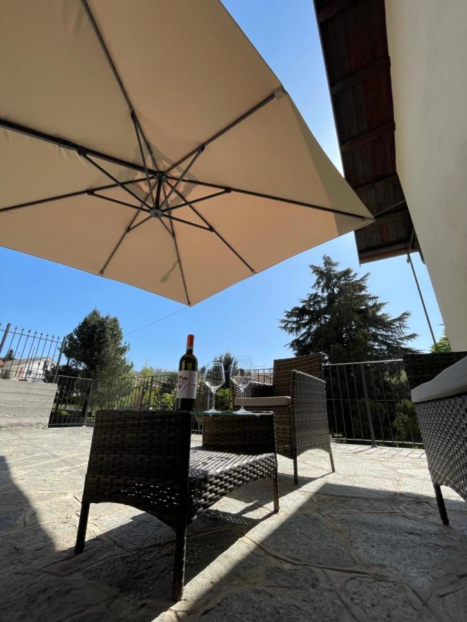 Al Laghetto La Morra Bed & Breakfast Exterior photo