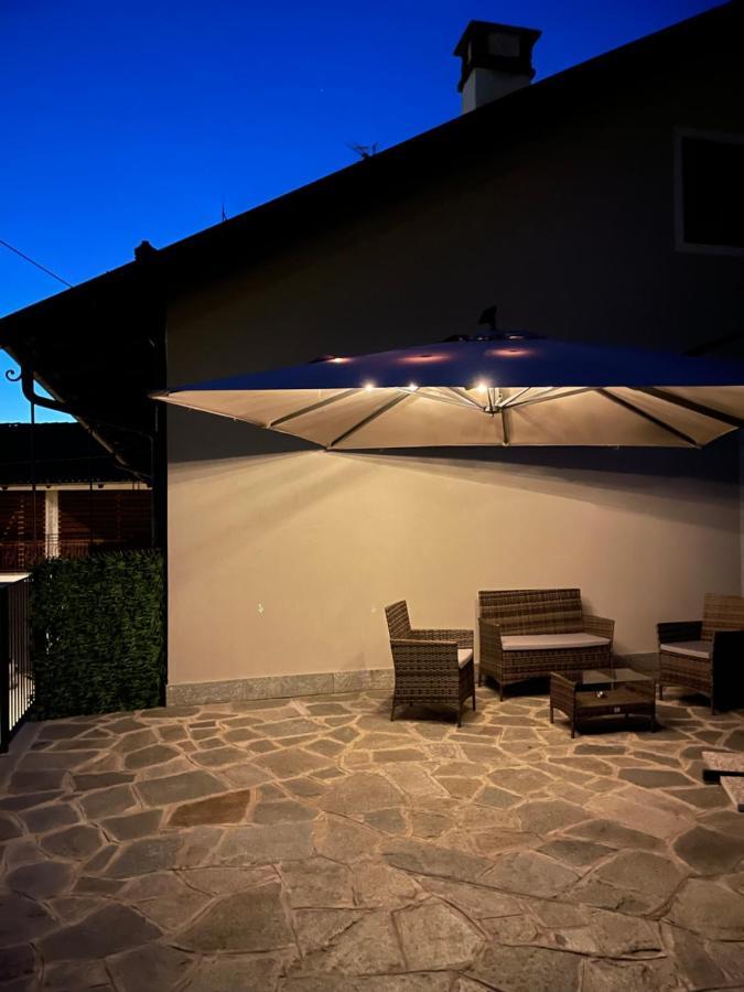 Al Laghetto La Morra Bed & Breakfast Exterior photo