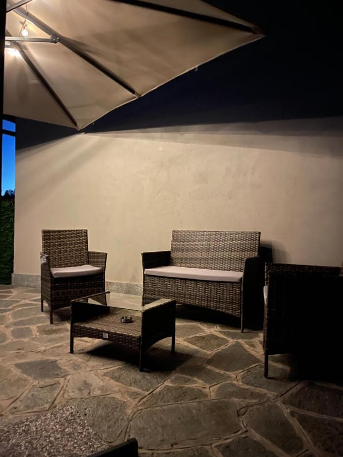 Al Laghetto La Morra Bed & Breakfast Exterior photo